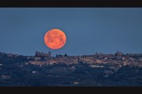 Full moon above Montalcino