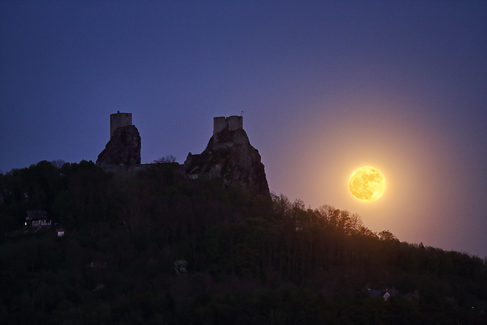 Květový úplněk
