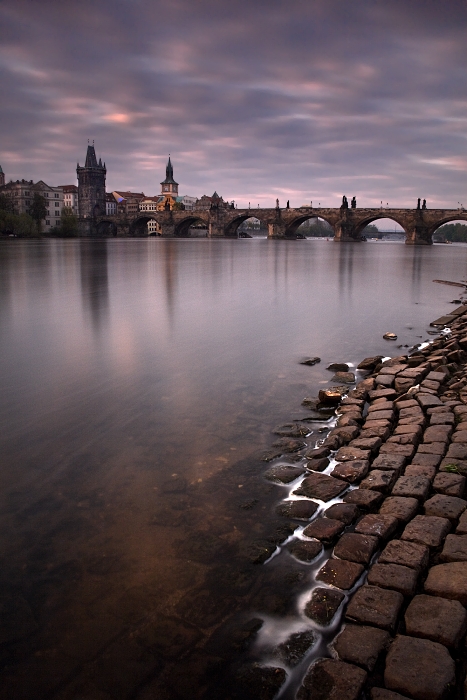 Karlův most, Vltava