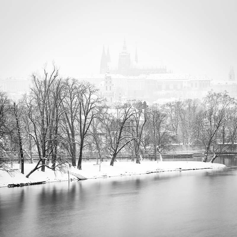 Zasněžená Praha